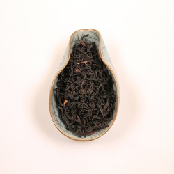 Дикий пурпурный чай с древнего дерева